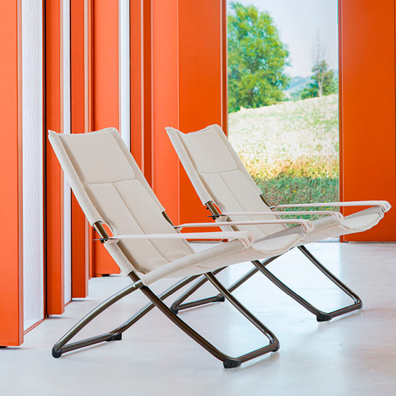 Bain de soleil, chaise longue et hamac SNOOZE COSY Bronze Poli / Havane  EMU