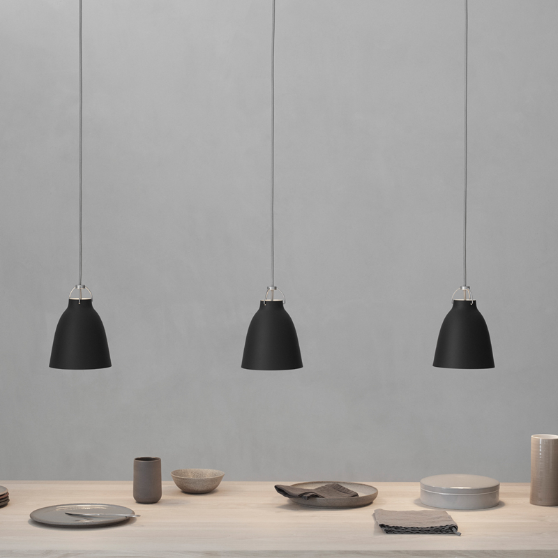 Suspension CARAVAGGIO P1 Noir mat/ câble gris FRITZ HANSEN