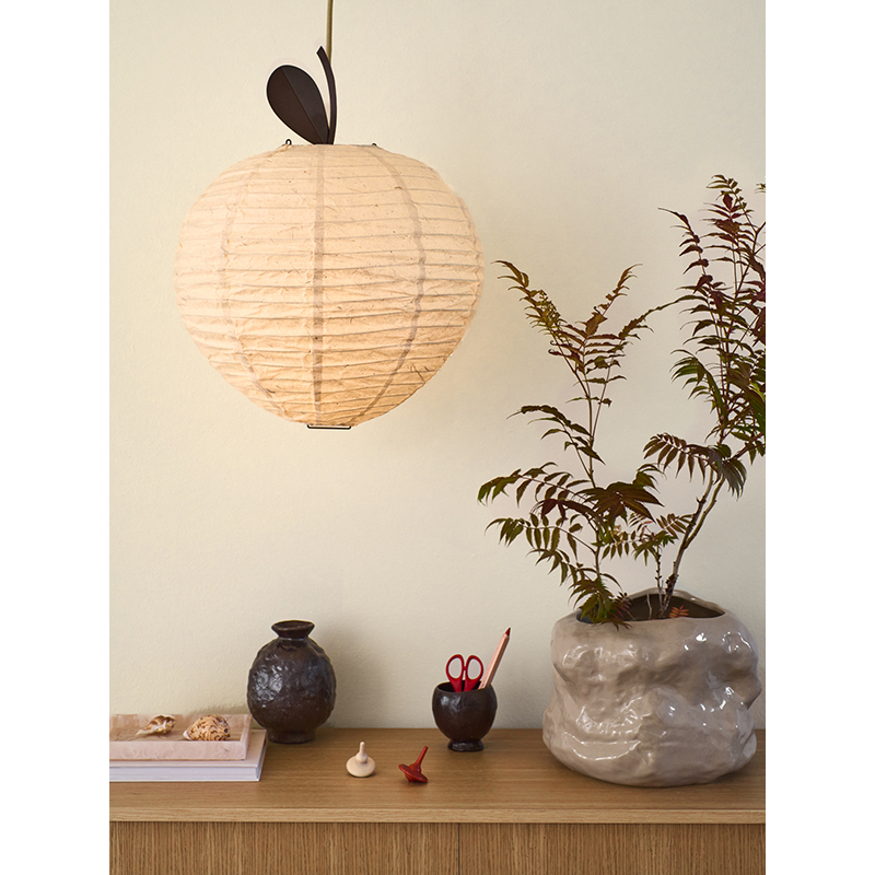 Luminaire enfant APPLE Naturel FERM LIVING