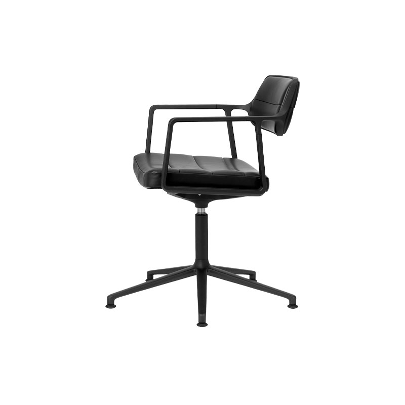 Fauteuil de bureau SWIVEL CHAIR à patins Cuir noir / Aluminium peint noir VIPP
