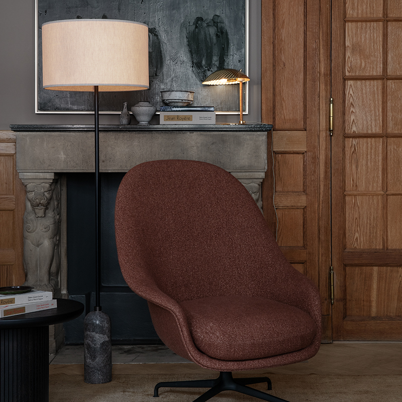 Lampadaire GRAVITY Acier noir GUBI