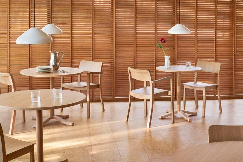 Table PASTIS Noyer HAY