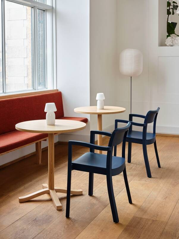 Table PASTIS Noyer HAY
