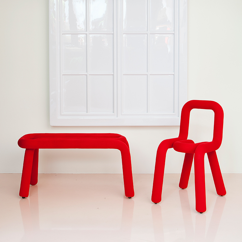 Banc BOLD Rouge MOUSTACHE