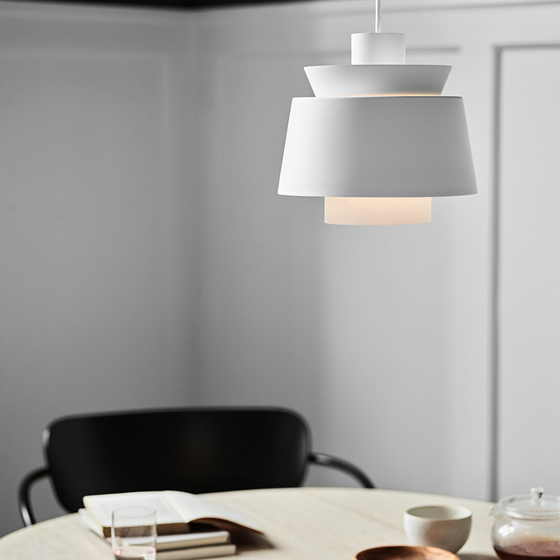 Suspension UTZON JU1 Blanc mat/ laiton AND TRADITION