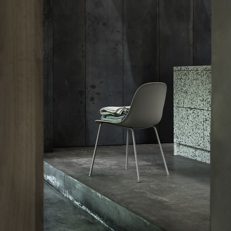 Chaise FIBER CHAIR 4 pieds acier Gris MUUTO