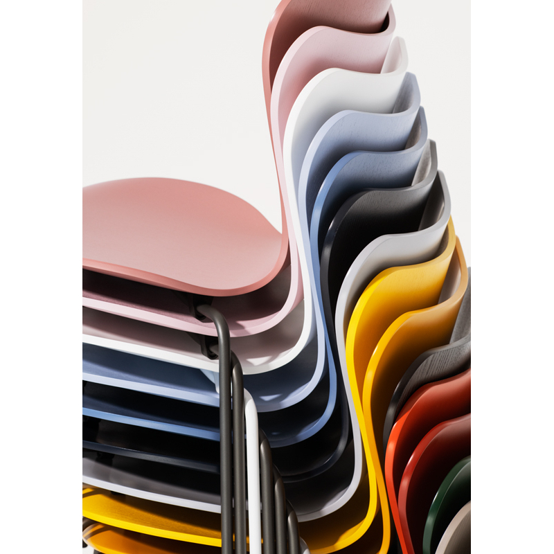 Chaise SERIE 7 Frêne teinté Jaune brulé FRITZ HANSEN