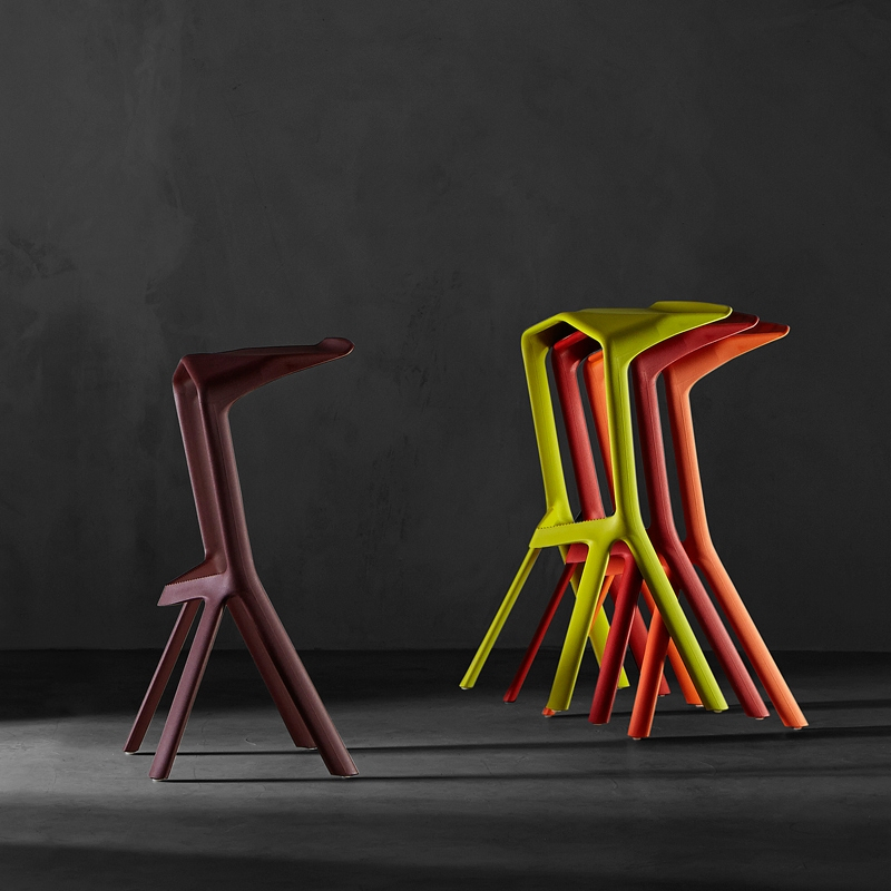 Tabouret haut MIURA Rouge foncé PLANK
