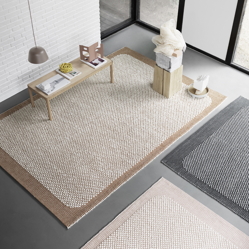 Tapis Tapis PEBBLE Gris clair MUUTO