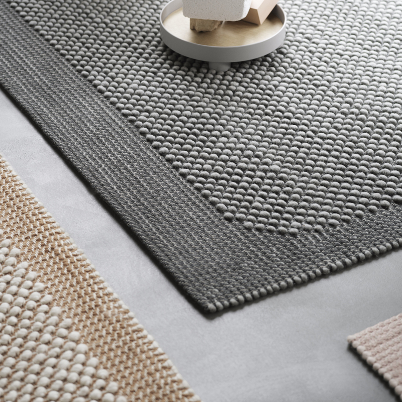 Tapis Tapis PEBBLE Gris clair MUUTO