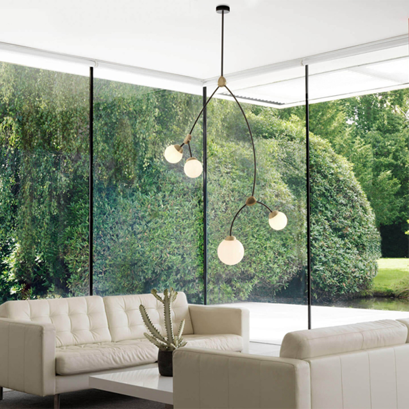 Suspension IVY 4 Blanc opalin/ laiton CTO LIGHTING