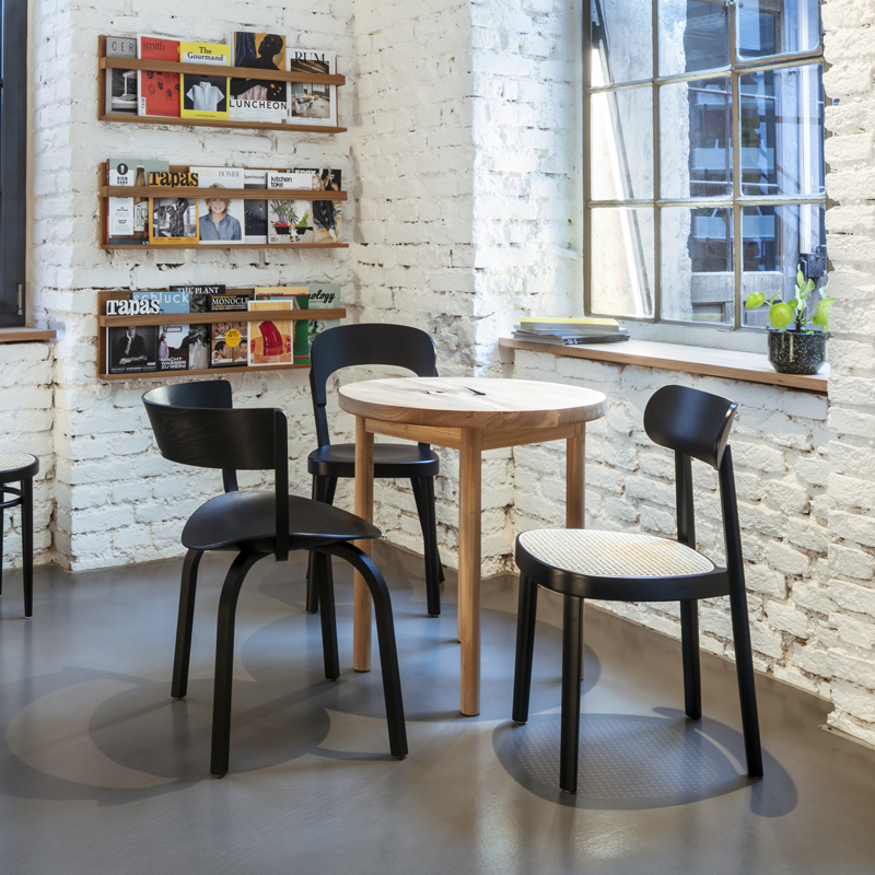 Chaise 118 Noir THONET