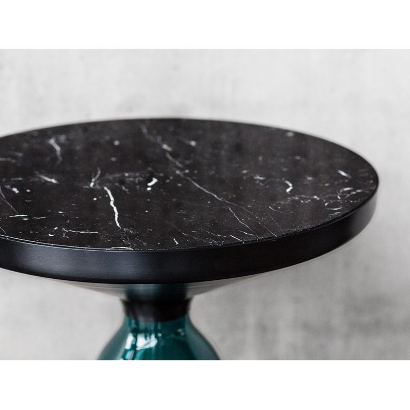 Table d'appoint guéridon BELL SIDE Marbre Bleu Montana/ noir CLASSICON