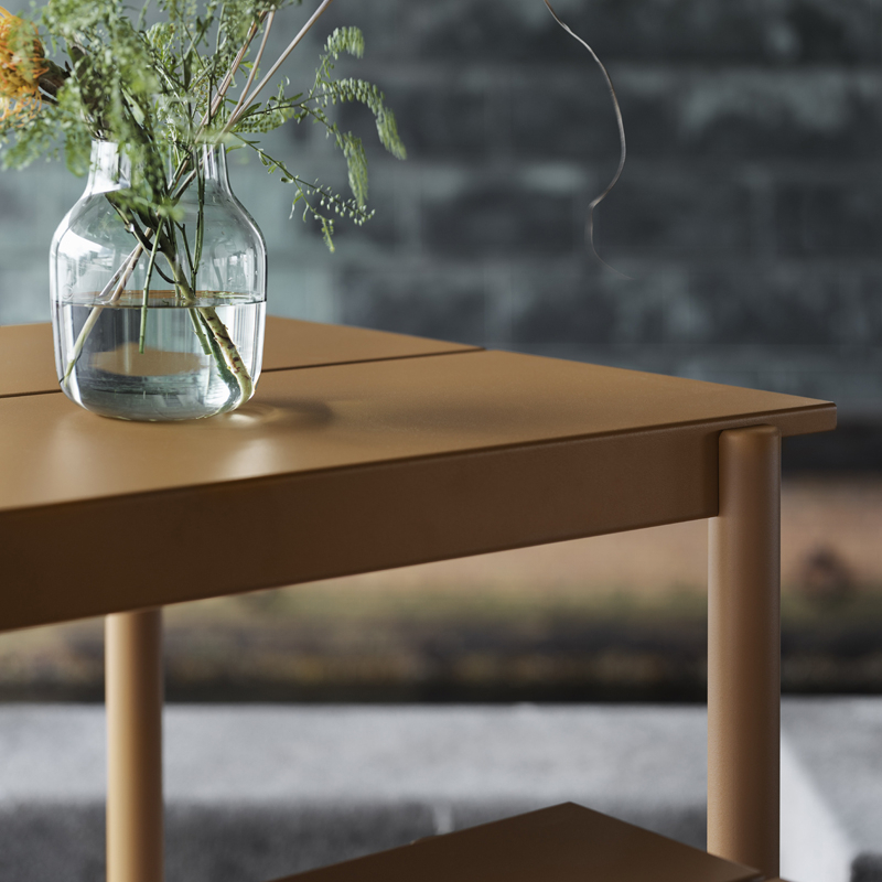 Banc LINEAR STEEL Noir MUUTO