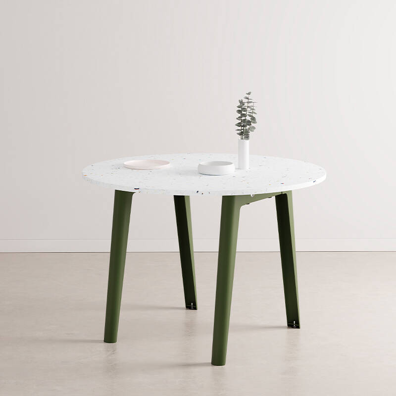 Table NEW MODERN Plastique Recyclé Ø 110 Vert Romarin TIPTOE