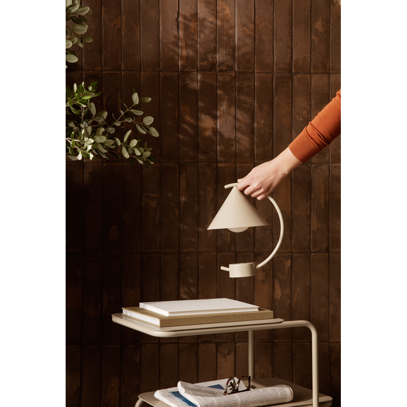 Lampe à poser MERIDIAN Laiton FERM LIVING