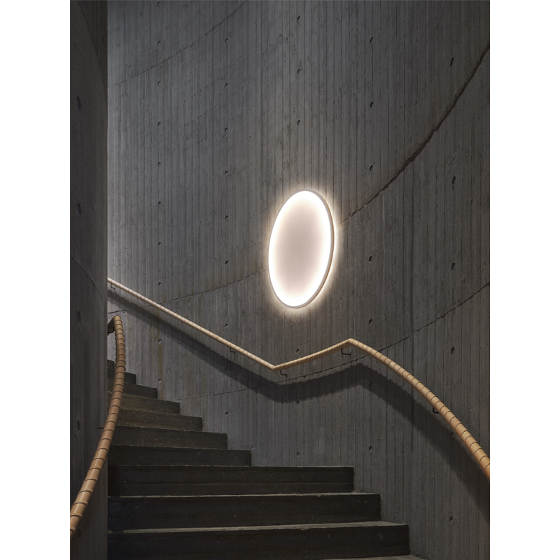 Applique CALM Ø 90 Blanc / noir MUUTO