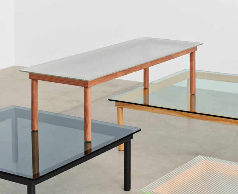 Table basse KOFI 60x60 Noir/ verre cannelé transparent HAY
