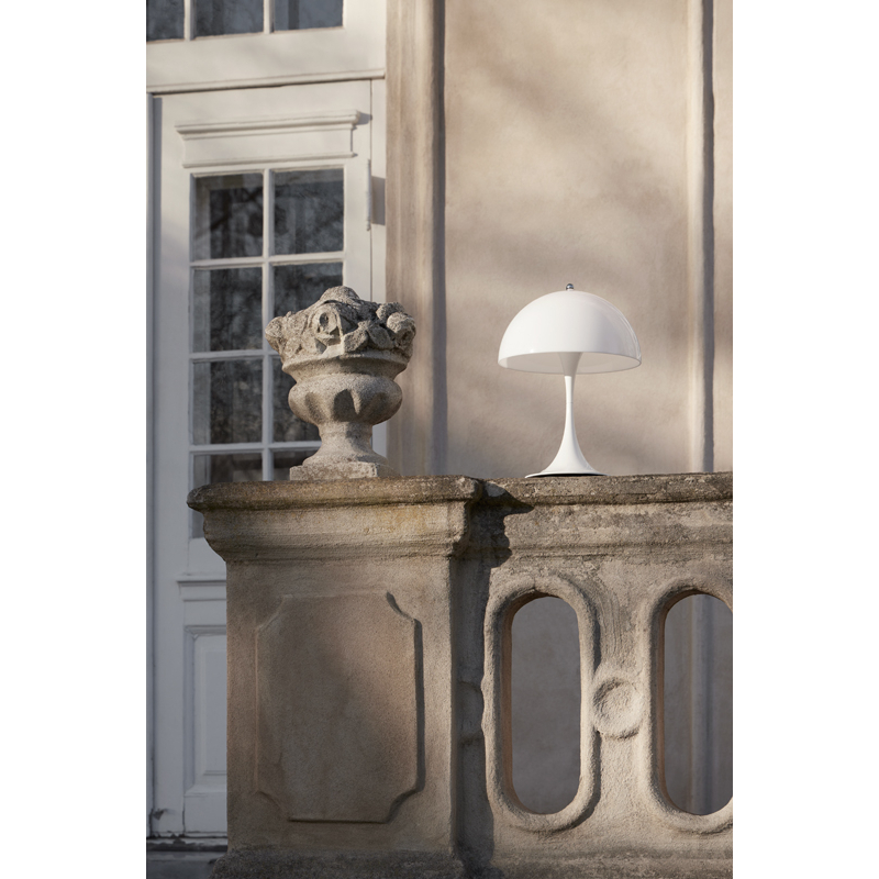 Lampe à poser PANTHELLA 250 PORTABLE Blanc opalin LOUIS POULSEN