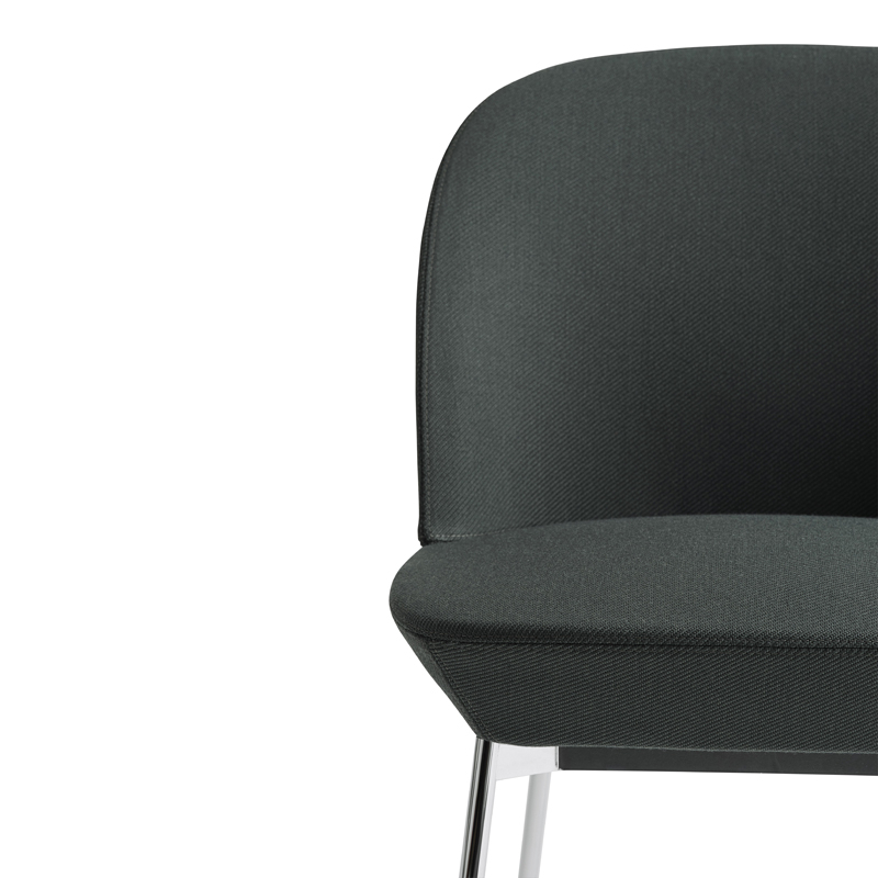 Chaise OSLO Vert 990/ chrome MUUTO
