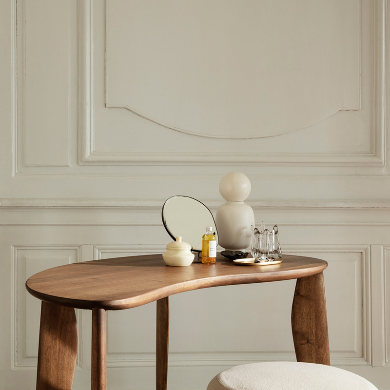 Miroir Miroir POND TABLE Chrome foncé FERM LIVING