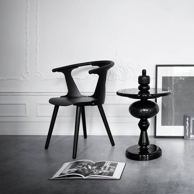 Chaise IN BETWEEN SK1 Noir AND TRADITION