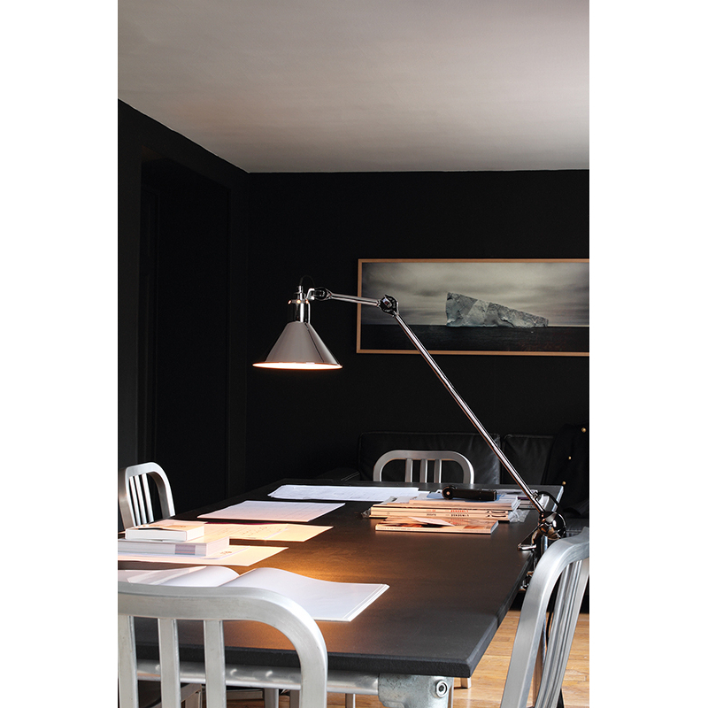 Lampe de bureau GRAS N°201 Noir/ intérieur cuivre DCW EDITIONS
