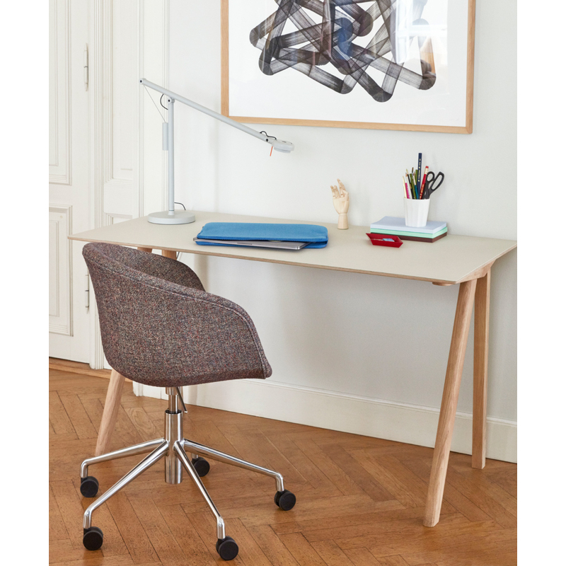 Bureau COPENHAGUE DESK 90 Lino blanc cassé/ chêne vernis à base d'eau HAY