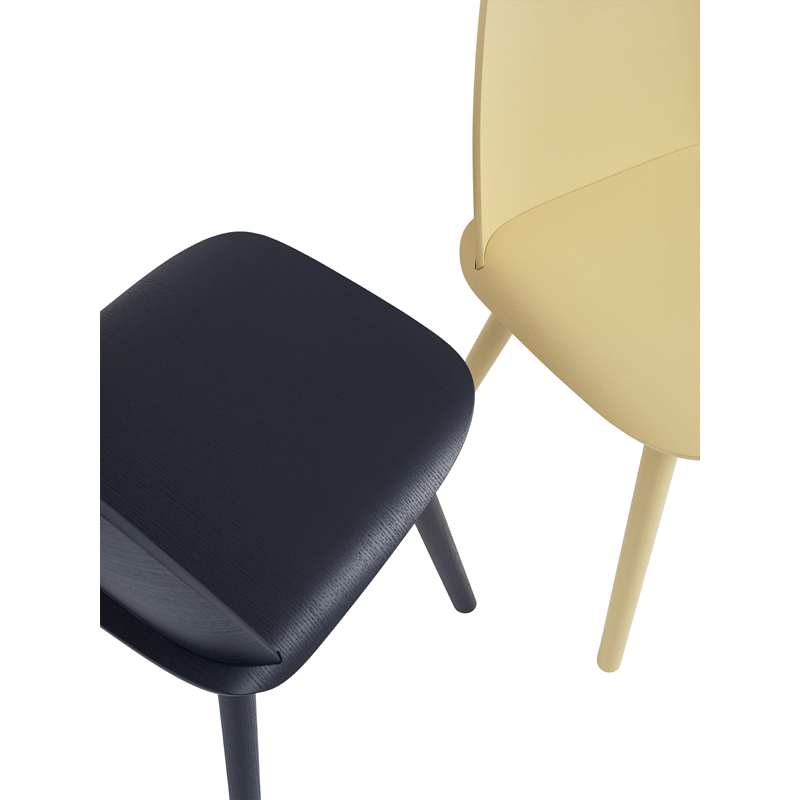 Chaise NERD Bleu nuit MUUTO