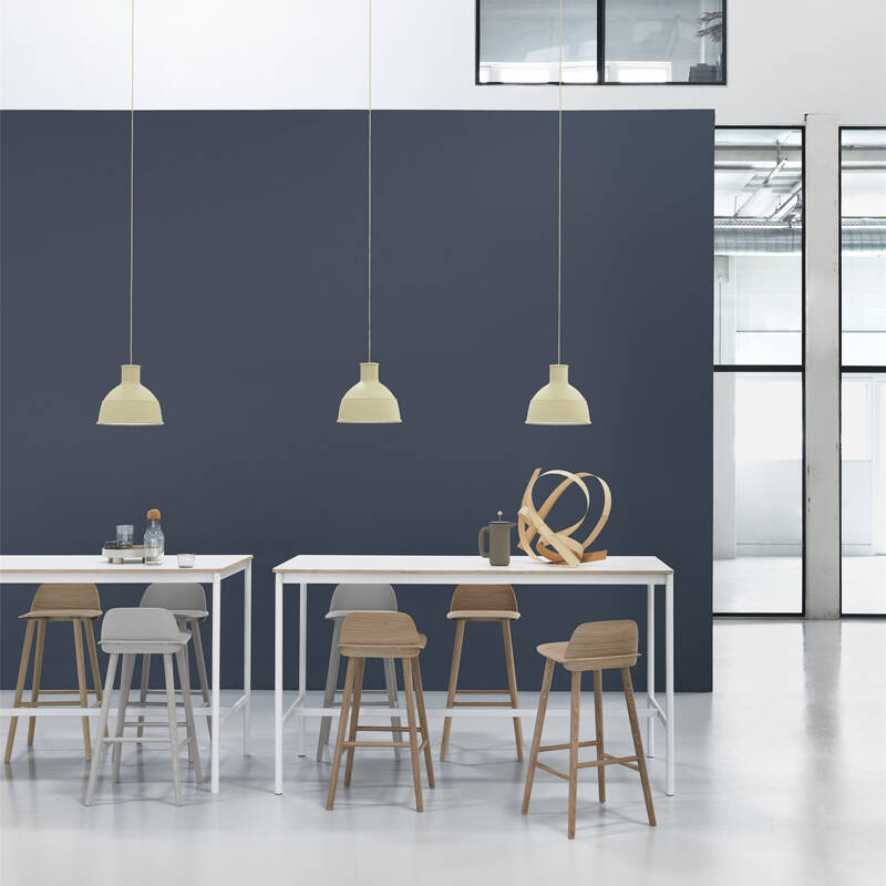 Tabouret haut NERD BARSTOOL Noir MUUTO