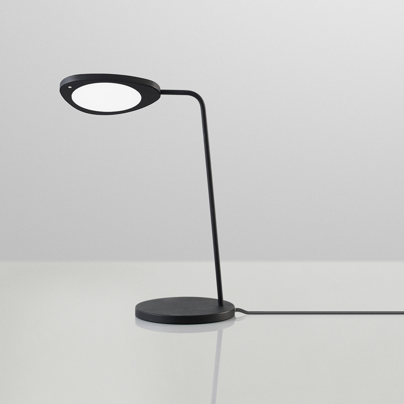 Lampe à poser LEAF TABLE LAMP Noir MUUTO