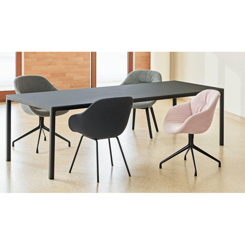 Chaise ABOUT A CHAIR AAC 127 SOFT Olavi 07/ noir HAY