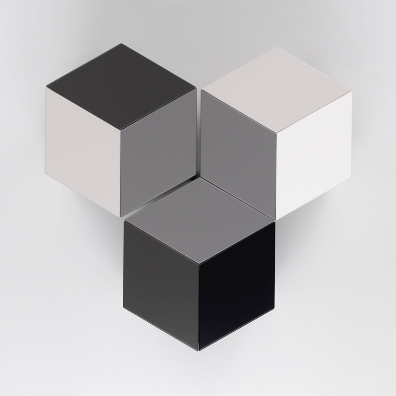 Table d'appoint guéridon PRISMATIC Gris clair 3 tons VITRA