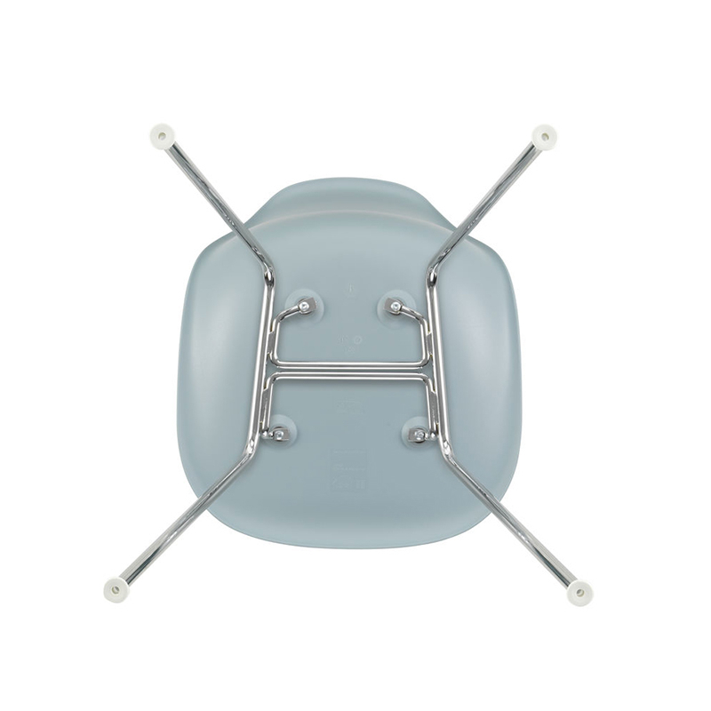 Chaise EAMES PLASTIC CHAIR DSX Gris bleuté RE VITRA