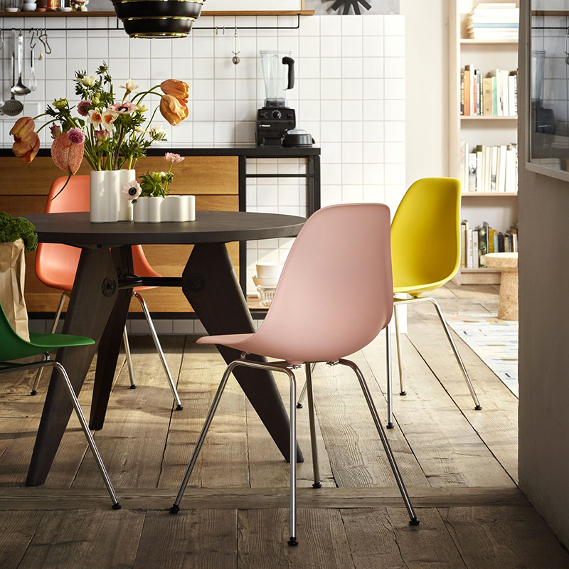 Chaise EAMES PLASTIC CHAIR DSX Gris galet RE VITRA