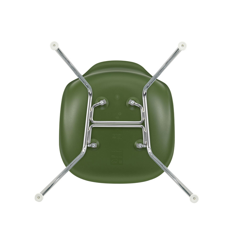 Chaise EAMES PLASTIC CHAIR DSX Forêt RE VITRA