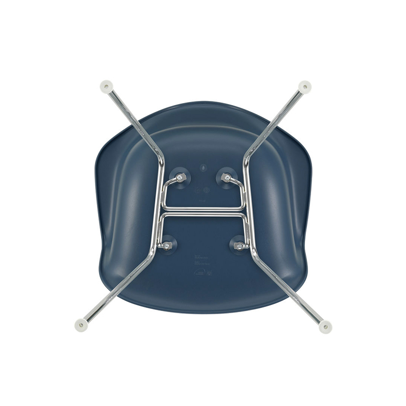Chaise EAMES PLASTIC ARMCHAIR DAX Bleu de mer RE VITRA