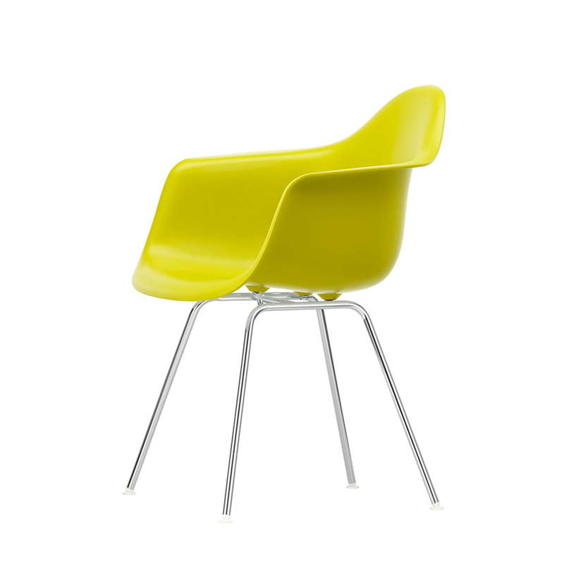Chaise EAMES PLASTIC ARMCHAIR DAX Moutarde RE VITRA
