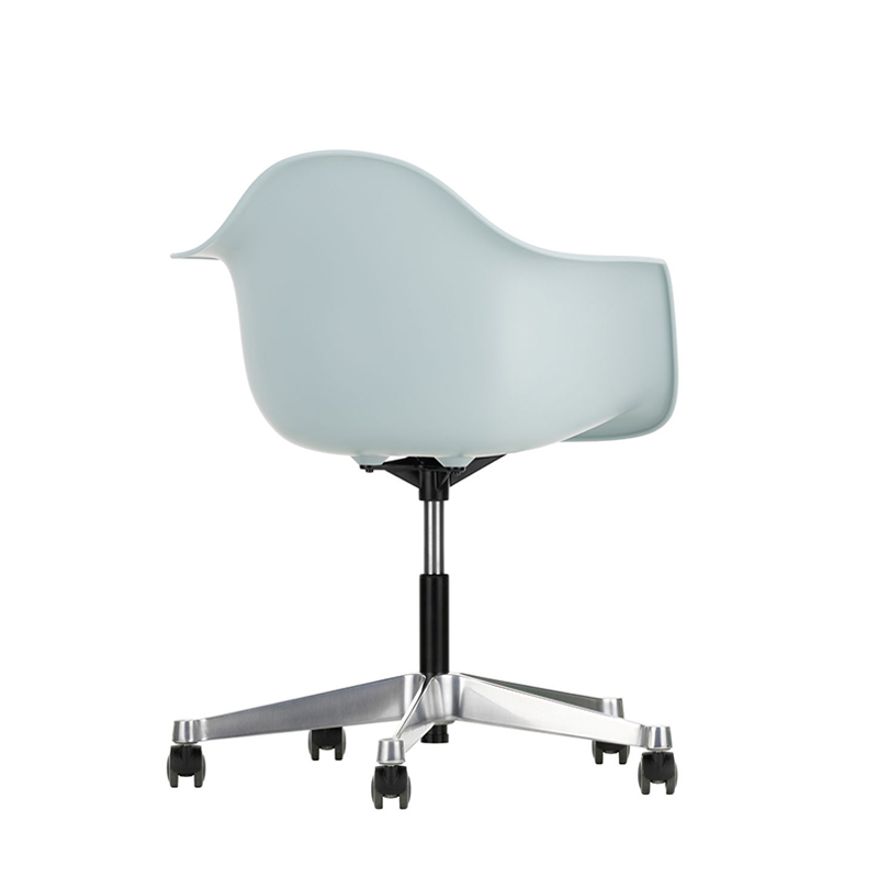 Fauteuil de bureau EAMES PLASTIC ARMCHAIR PACC Gris bleuté RE VITRA