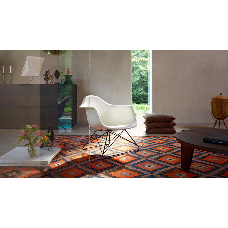 Fauteuil EAMES PLASTIC ARMCHAIR LAR Cotton white RE VITRA