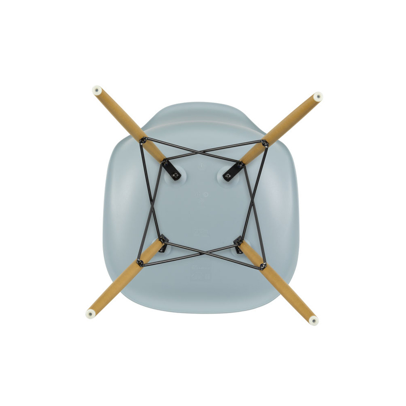 Chaise EAMES PLASTIC CHAIR DSW érable nuance de jaune Gris bleuté RE VITRA