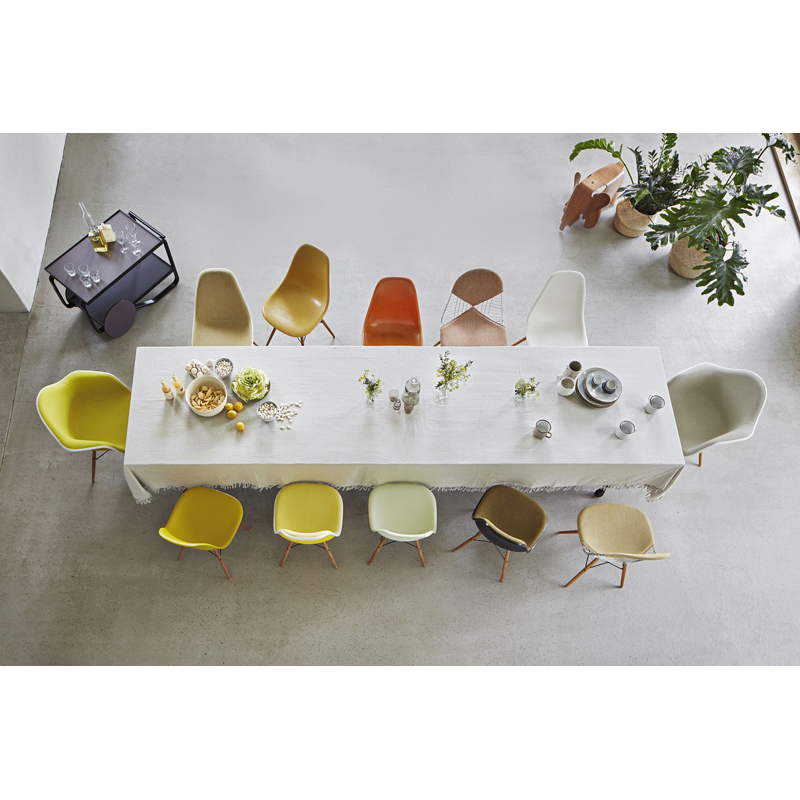 Chaise EAMES PLASTIC CHAIR DSW érable nuance de jaune Gris bleuté RE VITRA