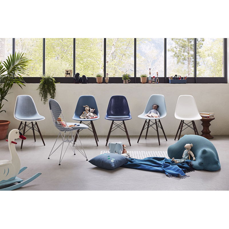 Chaise EAMES PLASTIC CHAIR DSW érable nuance de jaune Orange rouille RE VITRA