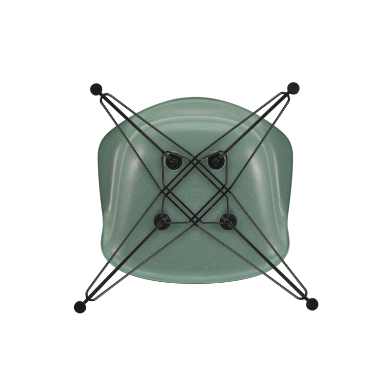 Chaise EAMES FIBERGLASS ARMCHAIR DAR Vert mousse Eames VITRA