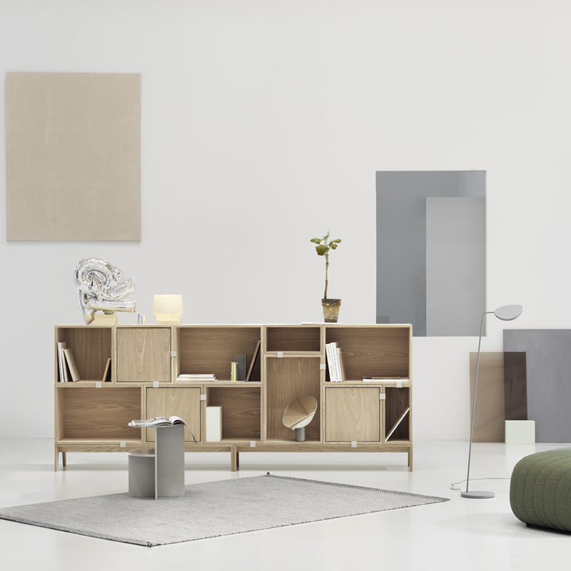 Etagère STACKED avec fond Chêne MUUTO