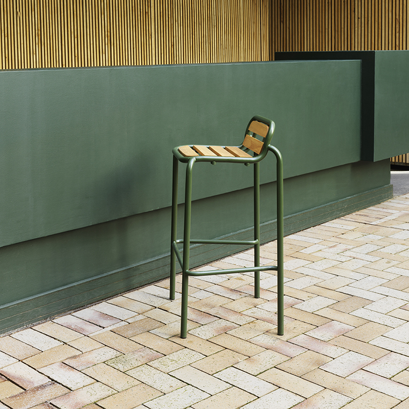 Tabouret extérieur Tabouret haut VIG ROBINIA H 65 Vert foncé Normann Copenhagen