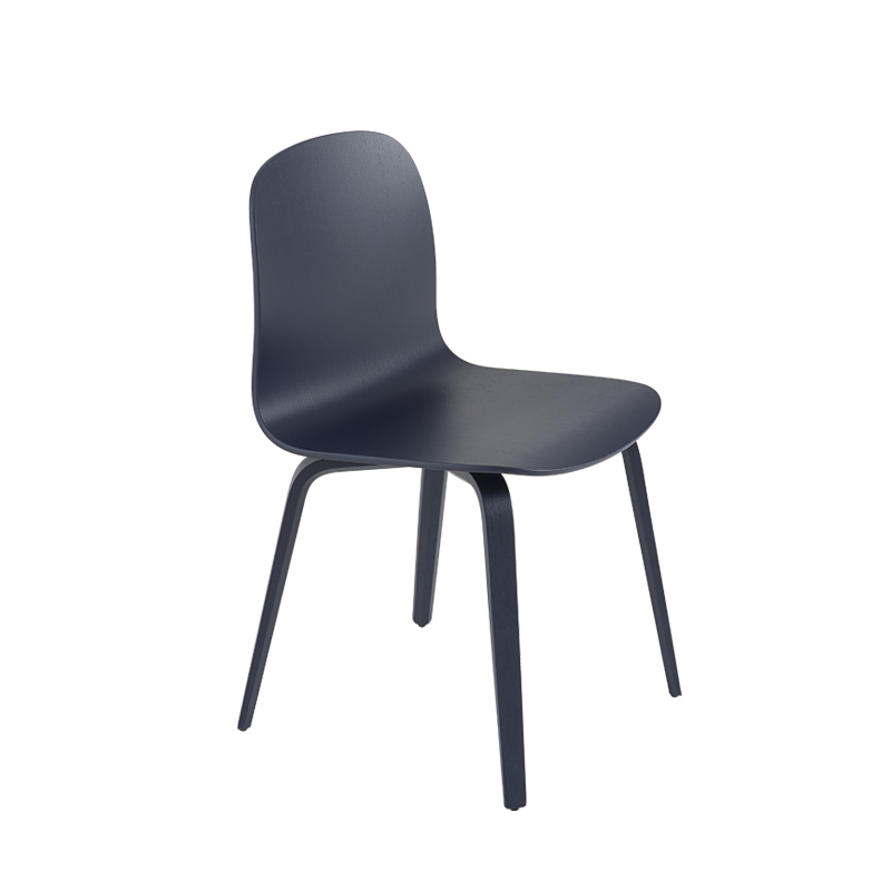 Chaise VISU pieds bois Bleu nuit MUUTO