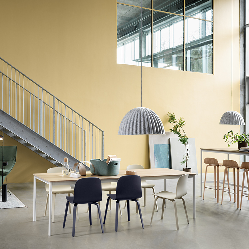 Chaise VISU pieds bois Gris MUUTO
