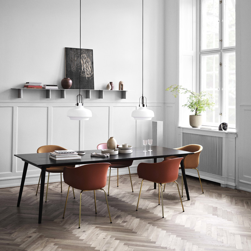 Chaise ELEFY JH28 Bleu nuit/ noir AND TRADITION
