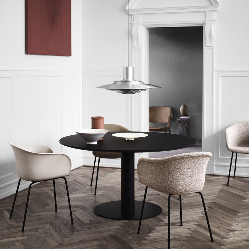 Chaise ELEFY JH28 Bleu nuit/ noir AND TRADITION